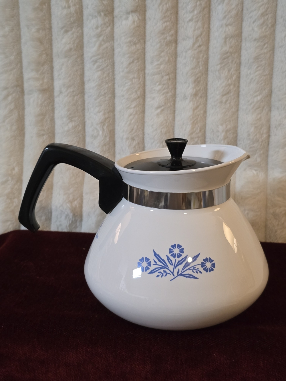 Vintage CorningWare Blue Cornflower 6 Cup Coffee Teapot Kettle P-104 w/ Lid USA
